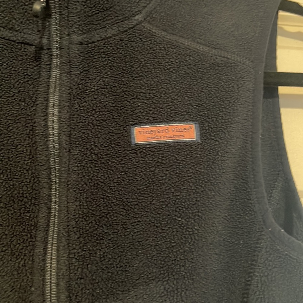 Vineyard Vines Dark Blue Sleeveless Vest - Picture 2 of 5